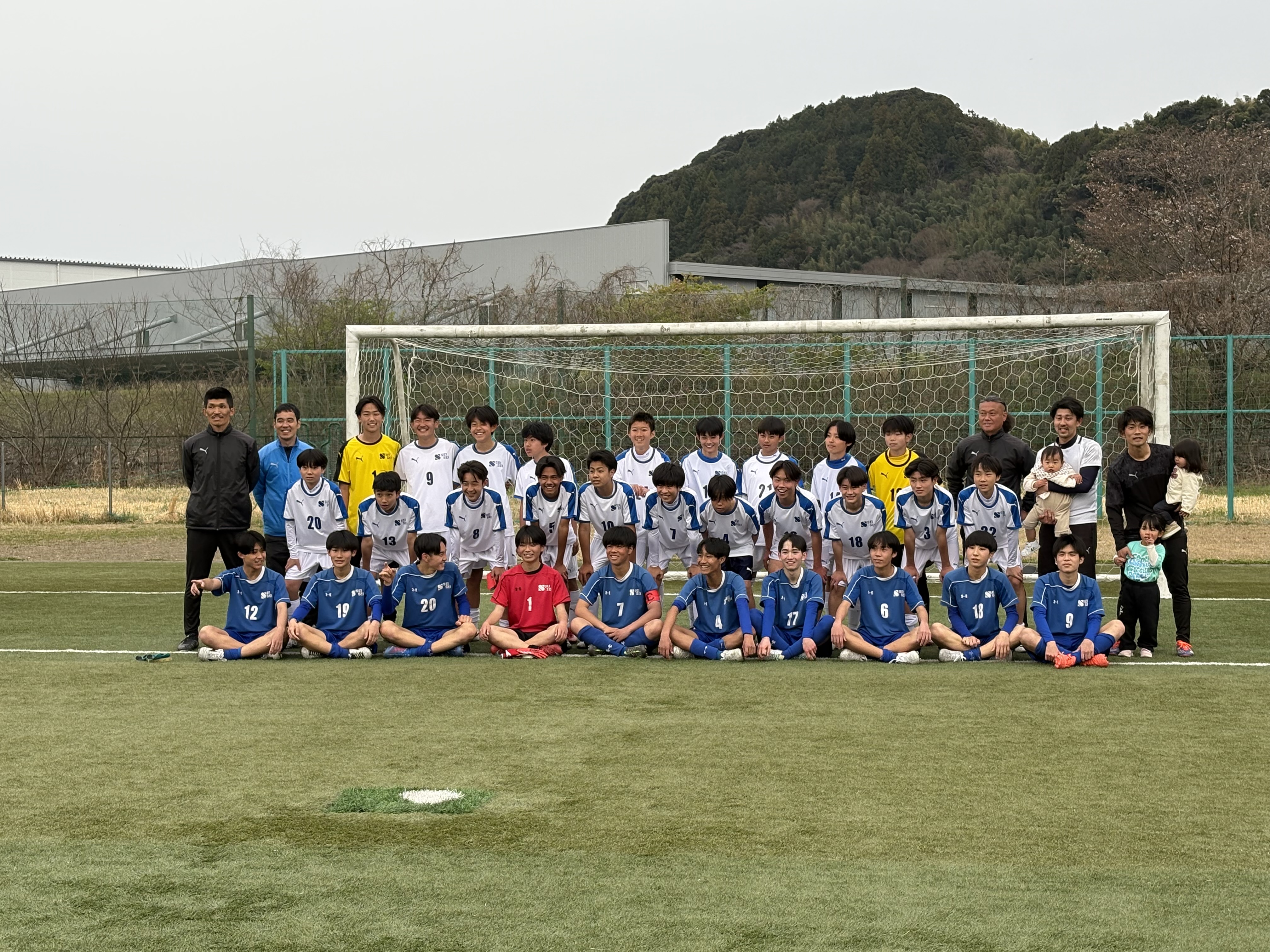 高校サッカーで何人の選手が活躍できるか！<br>中には、陸上に変える選手もいるので活躍の動向を随時チェックしたいですね( ◠‿◠ )<br>